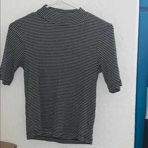 Turtle neck short sleeve